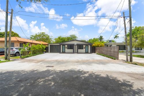 2638-2638 Sw 30th Ct, Miami, FL, 33133-2904 | Card Image