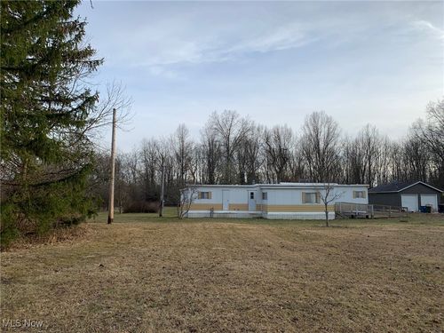 43915 State Route 511, Oberlin, OH, 44074-9563 | Card Image