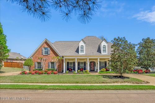 4140 Three Hawks Dr, Olive Branch, MS, 38654-8568 | Card Image