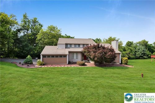 2081 Dolores Ln, HELLERTOWN, PA, 18055-2904 | Card Image