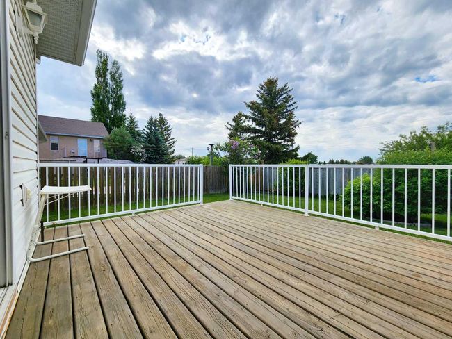 27 Skyline Cres, Home with 2 bedrooms, 2 bathrooms and 2 parking in Claresholm AB | Image 21