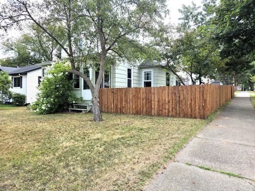 104 E River St, Tomahawk, WI, 54487-1457 | Card Image