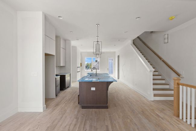 APT-13 - 1016 W Trinity Ln, House attached with 3 bedrooms, 4 bathrooms and 2 parking in Nashville TN | Image 16