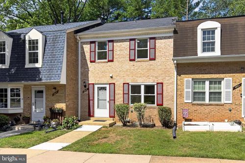9849 Lakepointe Dr, BURKE, VA, 22015-1825 | Card Image