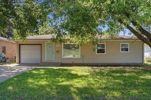 1304 11th Ave, Rock Falls, IL, 61071-2703 | Card Image