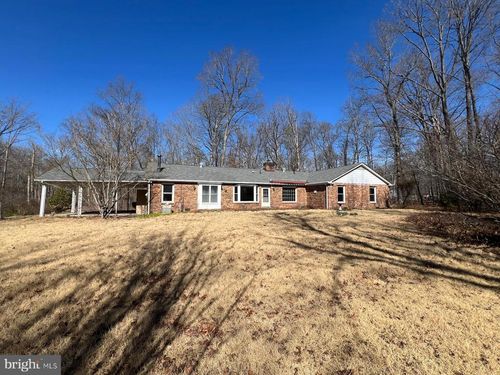 5709 Turner Rd, BROAD RUN, VA, 20137-2216 | Card Image