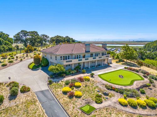10 Deer Island Ln, Novato, CA, 94945-3465 | Card Image