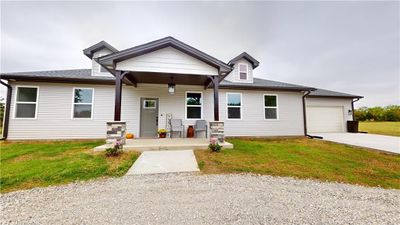 3160 S New York Avenue, House other with 3 bedrooms, 2 bathrooms and null parking in Sedalia MO | Image 1