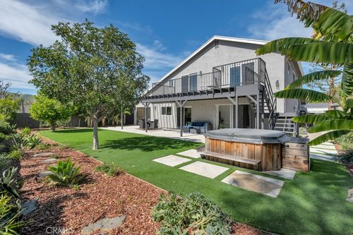 6402 Pinion St, Oak Park, CA, 91377-1211 | Card Image