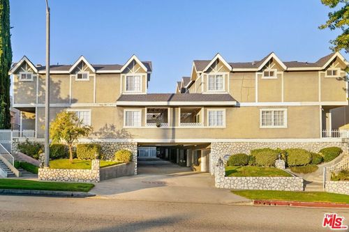 2-2231 Montrose Ave, Montrose, CA, 91020 | Card Image