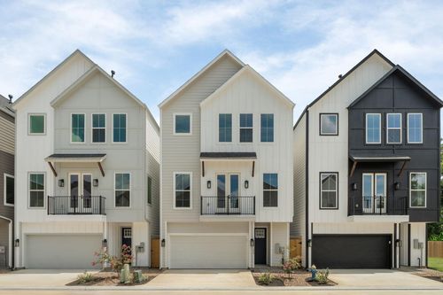 5832 Highland Sky Ln, Houston, TX, 77091-2143 | Card Image