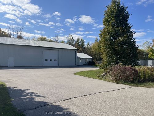 98 Dunlop Pl, Stratford, ON, N5A6S4 | Card Image