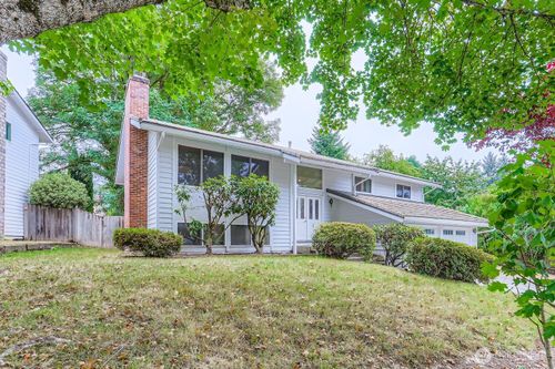 13018 Ne 134th Pl, Kirkland, WA, 98034-2317 | Card Image