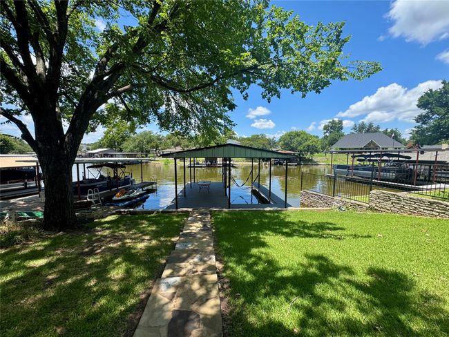 3816 Winding Way, House other with 3 bedrooms, 3 bathrooms and null parking in Granbury TX | Image 25
