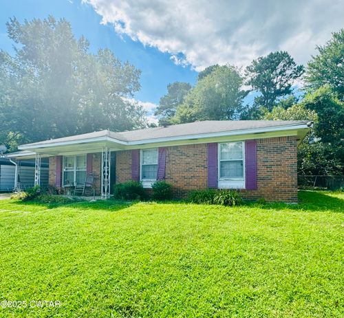 15 Hickory Hollow Dr, Jackson, TN, 38305-4622 | Card Image