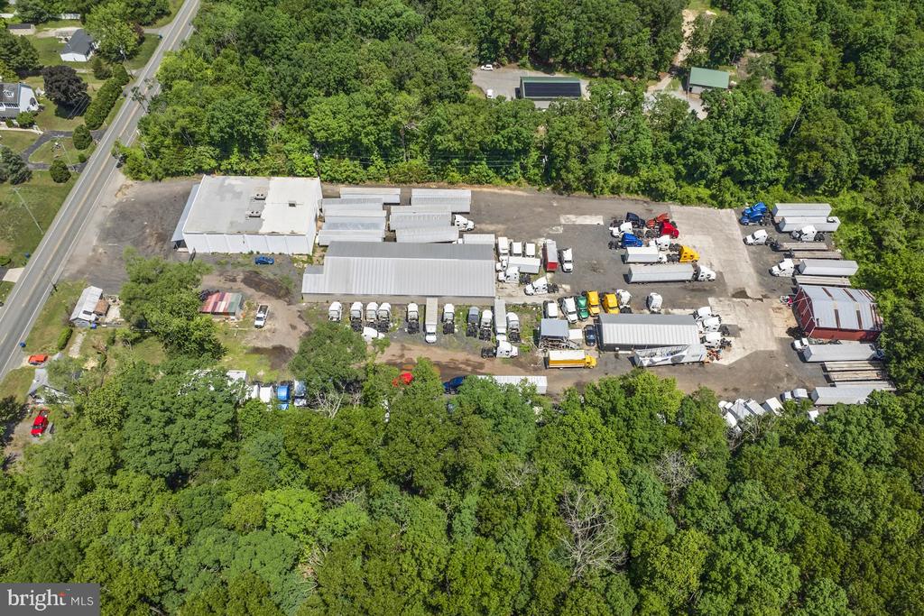 Commercial Sale in FRANKLINVILLE 4