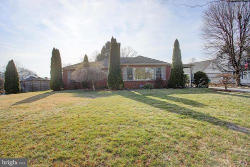 18807 Crofton Rd, HAGERSTOWN, MD, 21742-2704 | Card Image