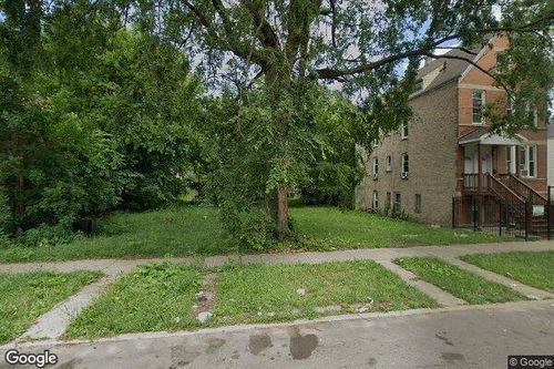 5321 S Honore St, Chicago, IL, 60609-5612 | Card Image