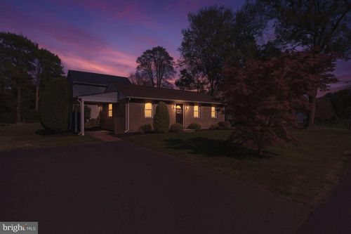 302 Spring Ave, CROYDON, PA, 19021-8037 | Card Image