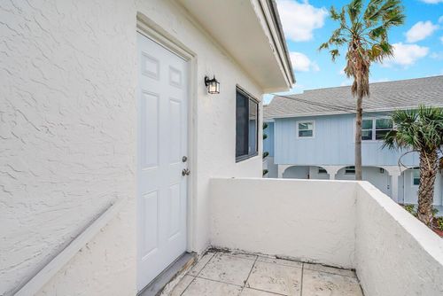 apt-e-652 Hernando St, Fort Pierce, FL, 34949-2841 | Card Image