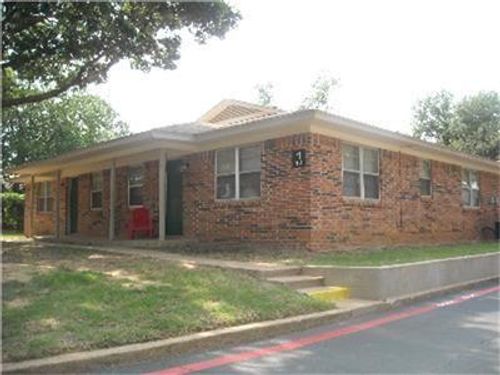 213 N Val Verde Cir, Keene, TX, 76059-1950 | Card Image