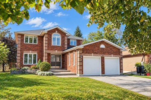 26 Warner Rd, Barrie, ON, L4N7M5 | Card Image
