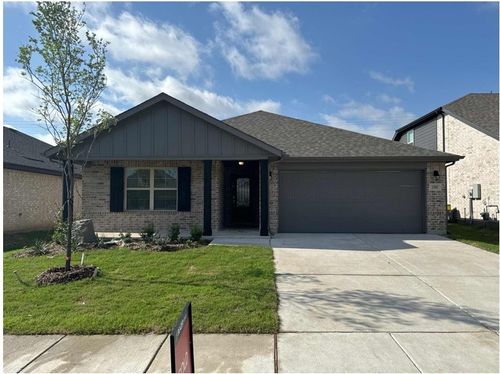 1800 Briar Rose Dr, Denton, TX, 76207-2225 | Card Image