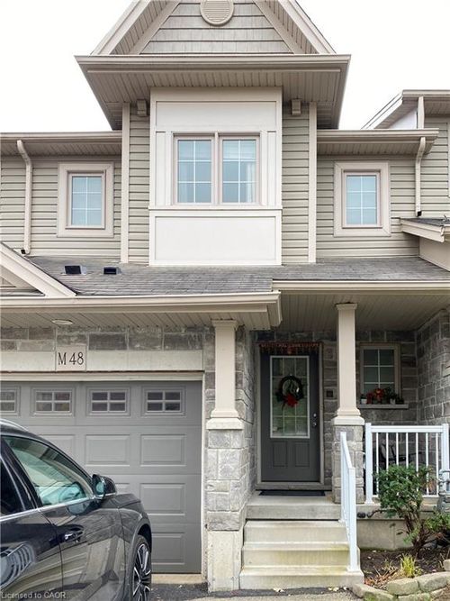 m48-7 Upper Mercer St, Kitchener, ON, N2A0B7 | Card Image