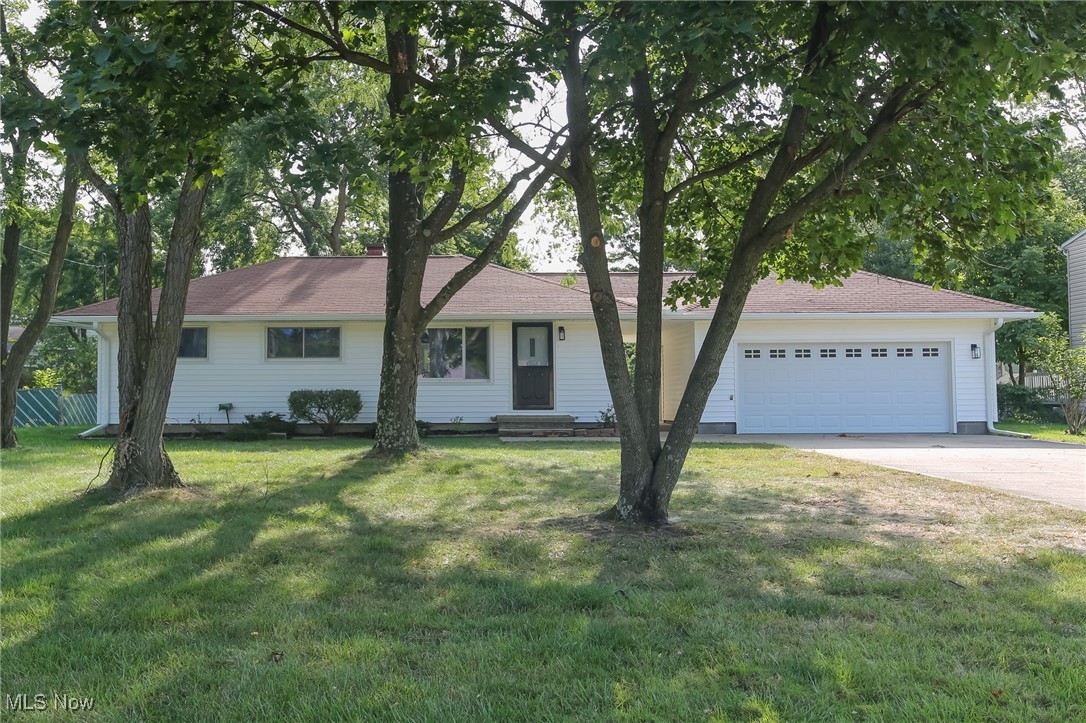 Blueberry Hill Dr, Brunswick, OH 44212
