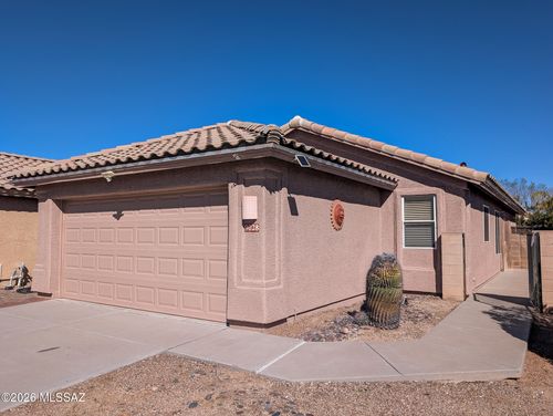 9028 N Arrington Dr, Tucson, AZ, 85742-4495 | Card Image