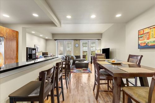 ph-427-5055 Addison Cir, Addison, TX, 75001-6322 | Card Image