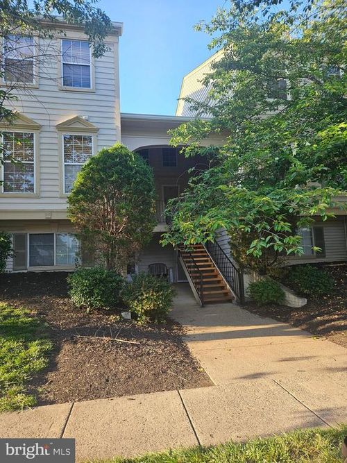 8141 Bayonet Way, MANASSAS, VA, 20109-7805 | Card Image