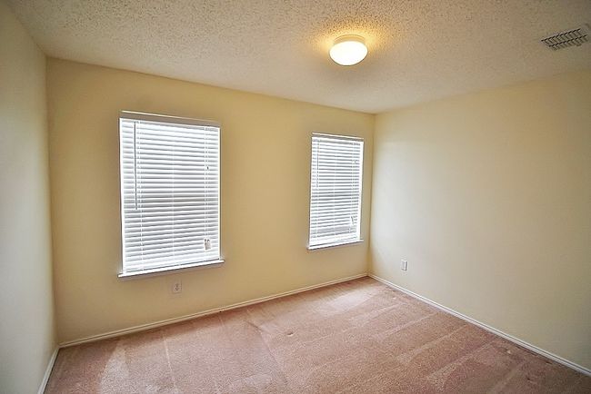 2415 Mallory Ln, House other with 4 bedrooms, 3 bathrooms and null parking in Lancaster TX | Image 23