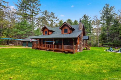 924 Forestburgh Rd, Glen Spey, NY, 12737-5118 | Card Image