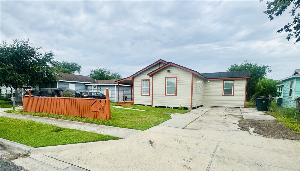 Nesbitt Dr, Corpus Christi, TX 78415