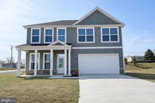 19 Bonita Pine Trl, Martinsburg, WV, 25405-7003 | Card Image