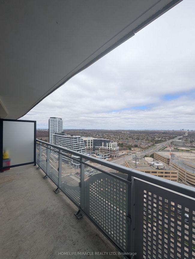 1611 - 2520 Eglinton Ave W, Condo with 3 bedrooms, 2 bathrooms and 1 parking in Mississauga ON | Image 19