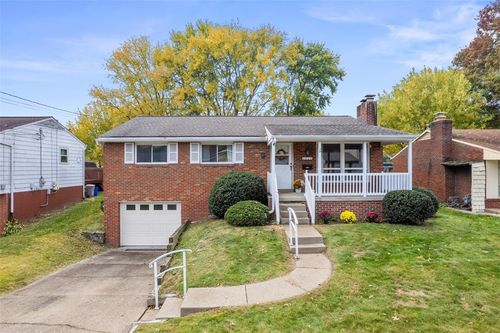 1424 Sampson St, Conway, PA, 15027-1133 | Card Image