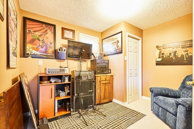1819 Edenwood Dr, House other with 5 bedrooms, 3 bathrooms and 2 parking in Oshawa ON | Image 32