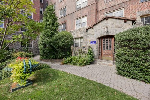 apt-1b-151 Centre Ave, New Rochelle, NY, 10805-2734 | Card Image