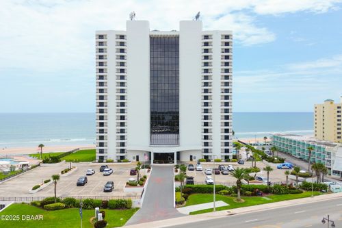 205-2555 S Atlantic Ave, DAYTONA BEACH, FL, 32118-5546 | Card Image