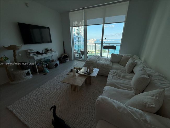 APT-3202 - 951 Brickell Ave, Condo with 1 bedrooms, 1 bathrooms and null parking in Miami FL | Image 4