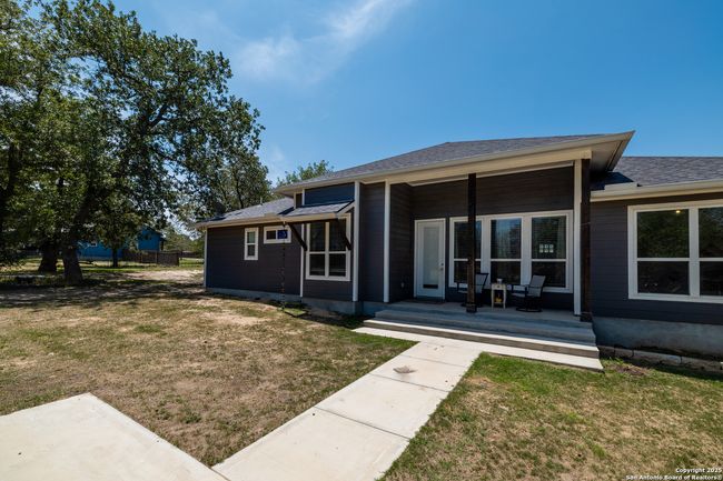 72 Red Fox, House other with 4 bedrooms, 3 bathrooms and null parking in Poteet TX | Image 29