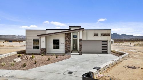 3942 Heartland Loop, Las Cruces, NM, 88012-8060 | Card Image