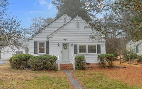 9138 Eclipse Dr, Suffolk, VA, 23433-1512 | Card Image