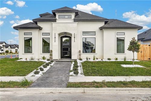 6112 N Playa Del Sol St, Edinburg, TX, 78542-7369 | Card Image