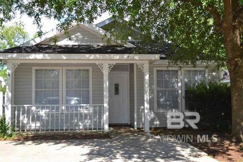 706 Crystal Wells Ct N, Fairhope, AL, 36532-3895 | Card Image