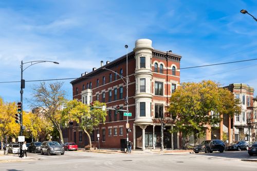 4-958 W Willow St, Chicago, IL, 60614-7899 | Card Image
