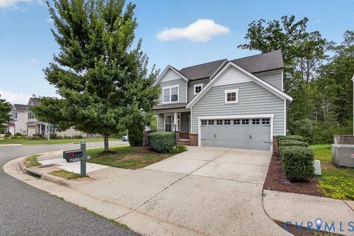 7401 Nicklaus Cir, Moseley, VA, 23120-1679 | Card Image