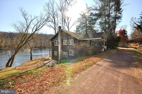 14 Bridge 5, PIPERSVILLE, PA, 18947-9355 | Card Image